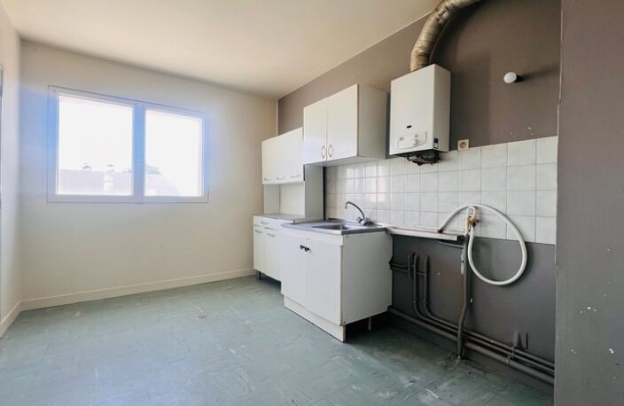 Appartement à vendre situé au 3e étage, de type 3, d’une surface de 70 m² habitable — photo 2