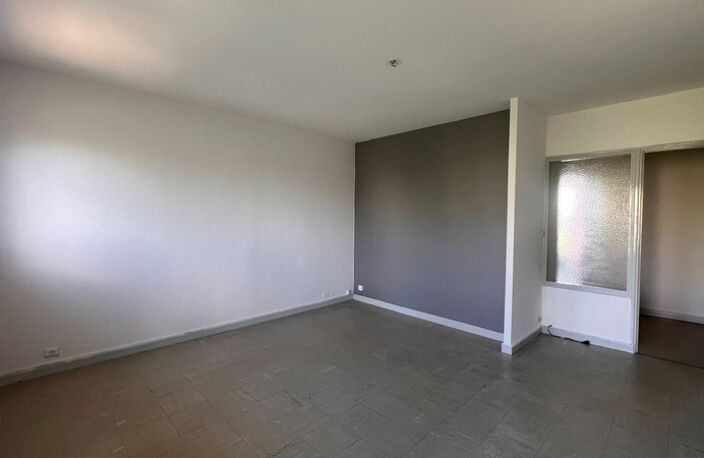 Appartement à vendre situé au 3e étage, de type 3, d’une surface de 70 m² habitable — photo 3