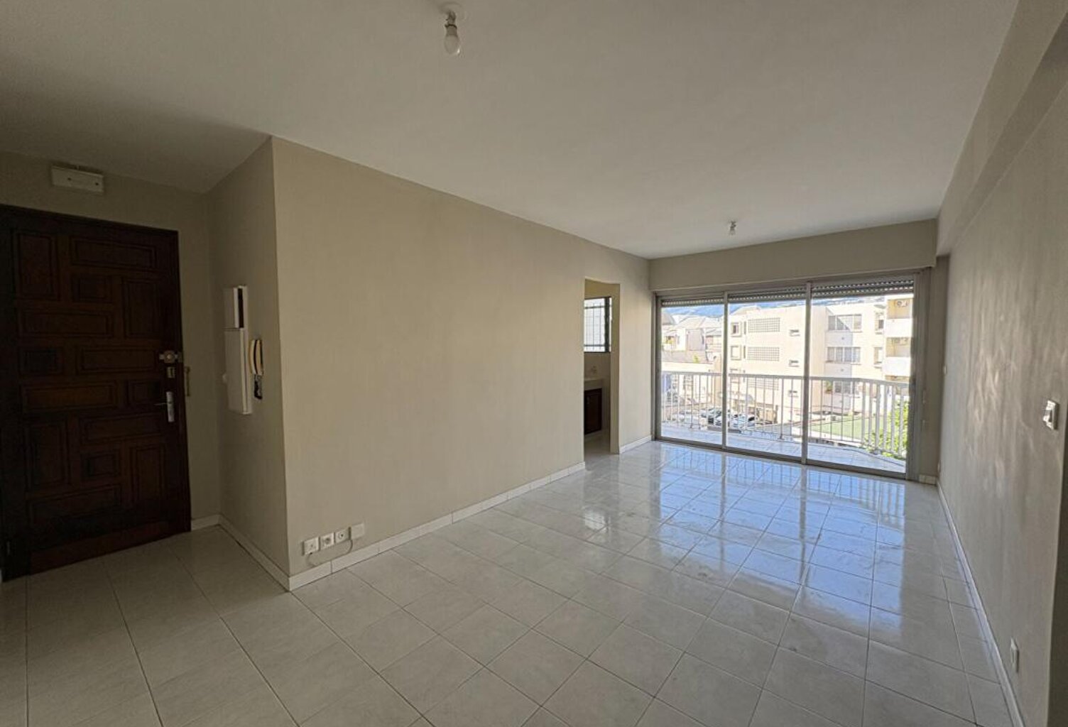T2 - 45 m2 - Hyper centre SAINT DENIS — photo 1