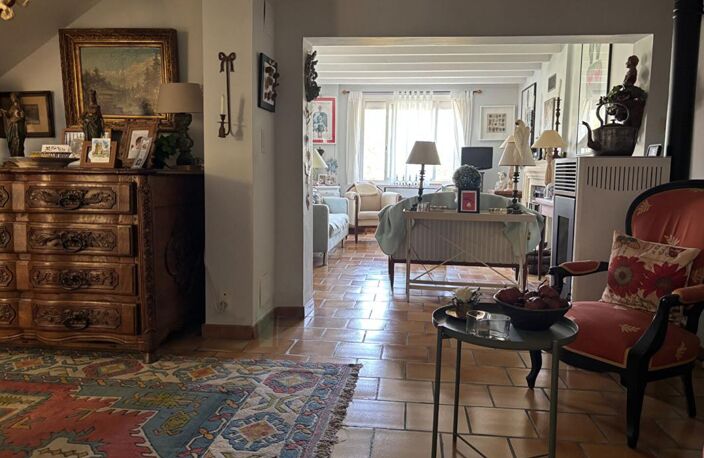 À Uzès, une maison au charme singulier dans un écrin de nature — photo 5