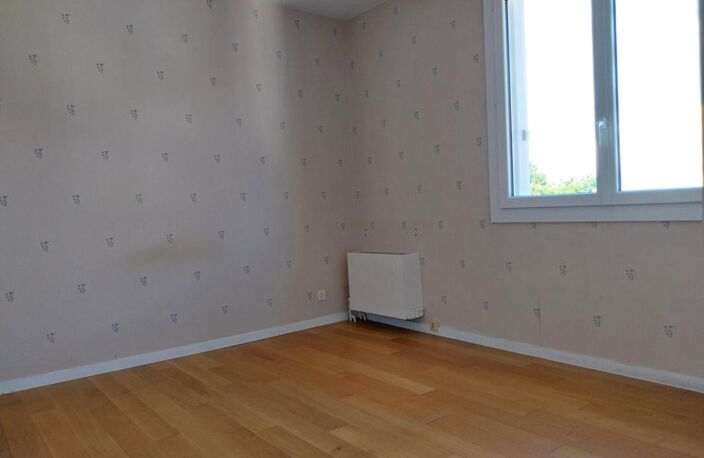 BAISSE DE PRIX appartement F3 à Dieppe avec ascenseur et parking fermé — photo 4
