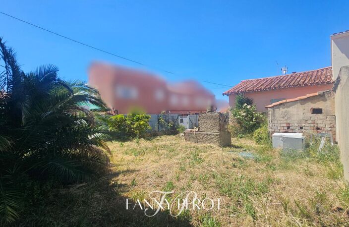 Saint-Cyprien - Maison à rénover sur beau terrain avec de multiples possibilités — photo 5