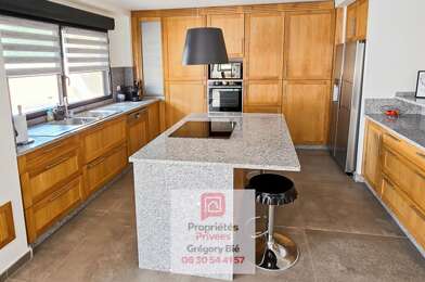 Maison 9 pièces 390000 €