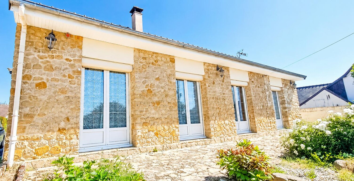 Maison de plain pied lumineuse et peu énergivore de 5 pièces de plus de 70 m2 sur une parcelle de plus de 700  m2 — photo 1