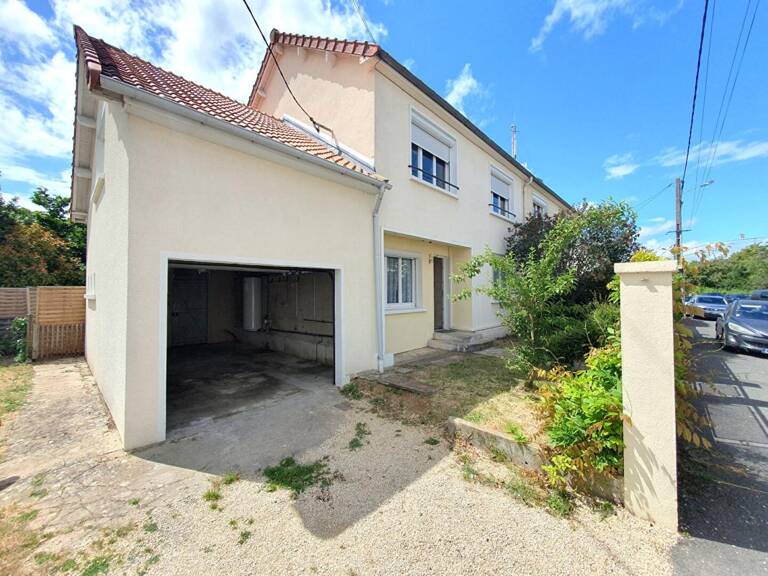 Maison La Chapelle Saint Ursin 5 pièce(s) 91 m2 — photo 1
