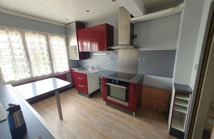 Maison La Chapelle Saint Ursin 5 pièce(s) 91 m2 — photo 3