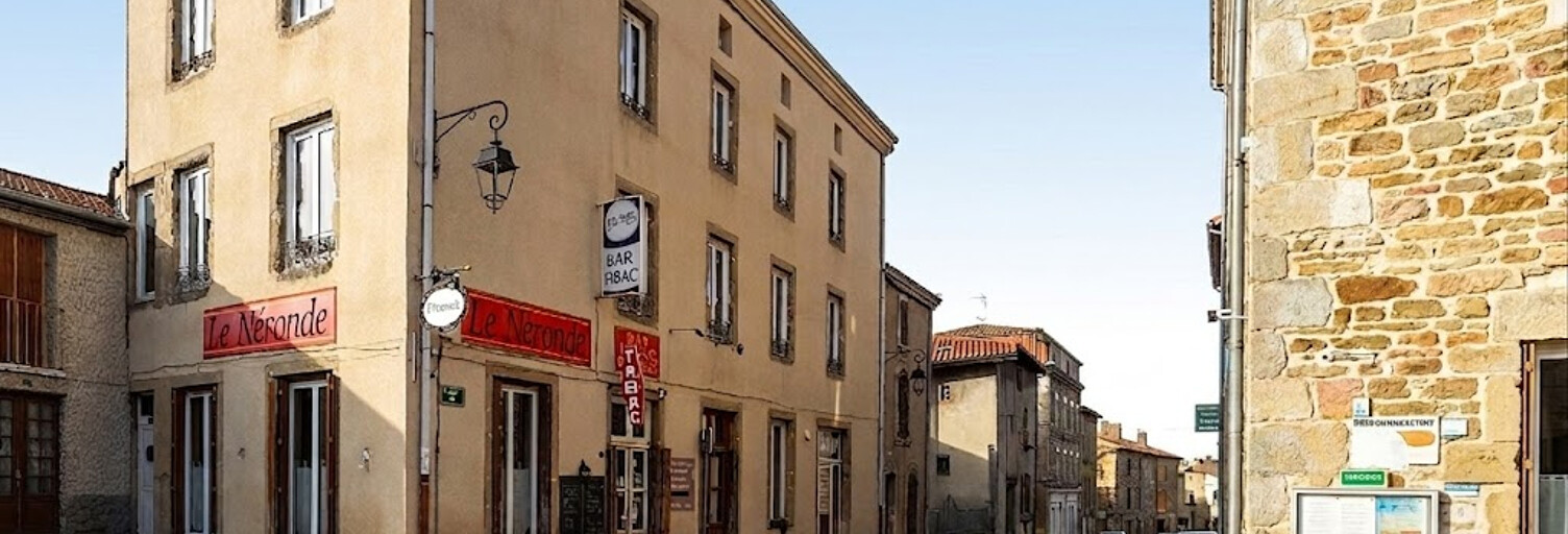 Immeuble  270 m² à vendre à Feurs (42110)