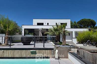 Maison 6 pièces 649000 €