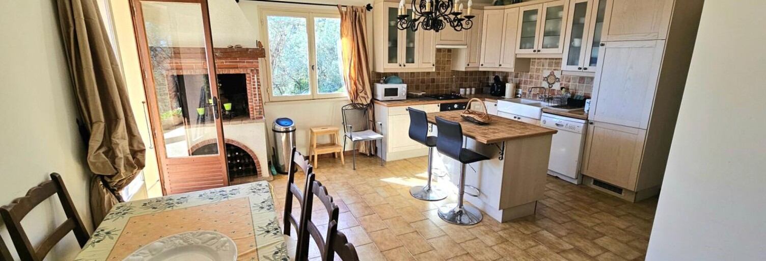 Maison 5 Pièces 136 m² à vendre à Claviers (83830)