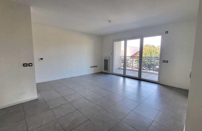 Appartement Saint Cyprien 3 pièce(s) 67 m2 — photo 3