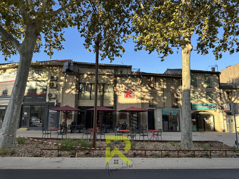 Bar Pub licence IV et ses 2 appartements — photo 1