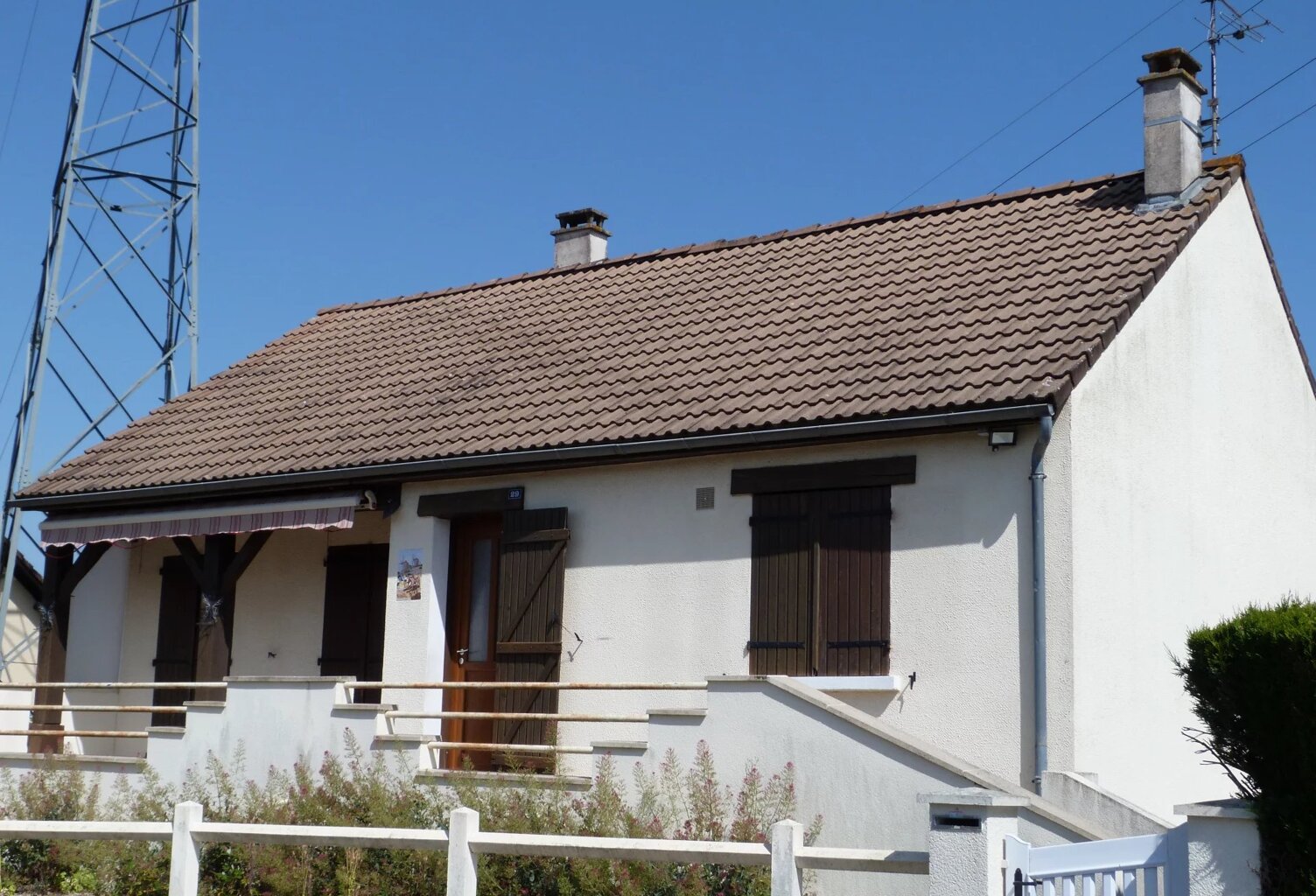 Mehun sur Yèvre : Maison non mitoyenne T.4 - 3 chambres . — photo 1