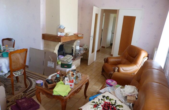 Mehun sur Yèvre : Maison non mitoyenne T.4 - 3 chambres . — photo 4