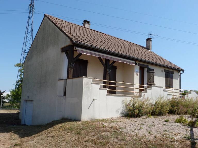 Mehun sur Yèvre : Maison non mitoyenne T.4 - 3 chambres . — photo 1