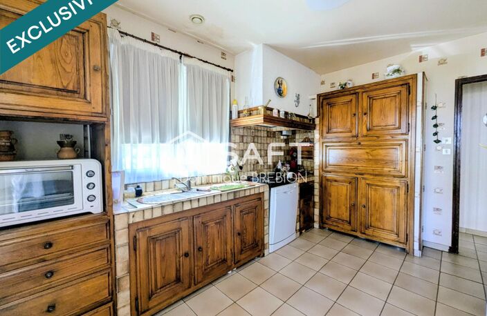 Corneilhan : Maison 172m² + véranda, calme & potentiel — photo 2