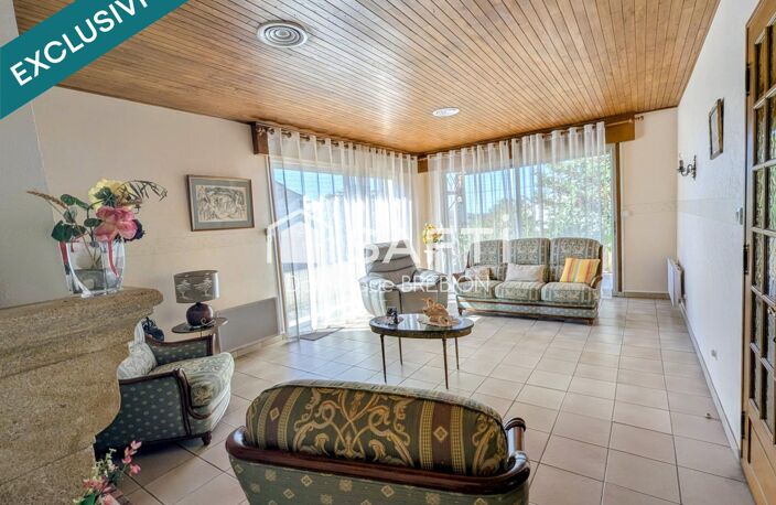 Corneilhan : Maison 172m² + véranda, calme & potentiel — photo 4