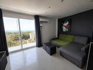 PORT-DE-BOUC   T3 AVEC VUE MER, BALCON, ASCENSEUR ET PARKING — photo 2