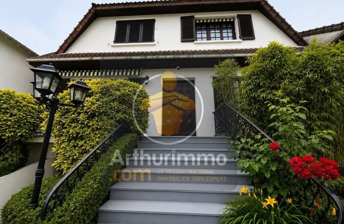 MAISON 8 PIECES SUR BEAU TERRAIN DE 330 m2 — photo 2