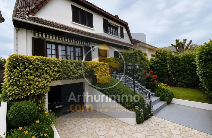 MAISON 8 PIECES SUR BEAU TERRAIN DE 330 m2 — photo 3