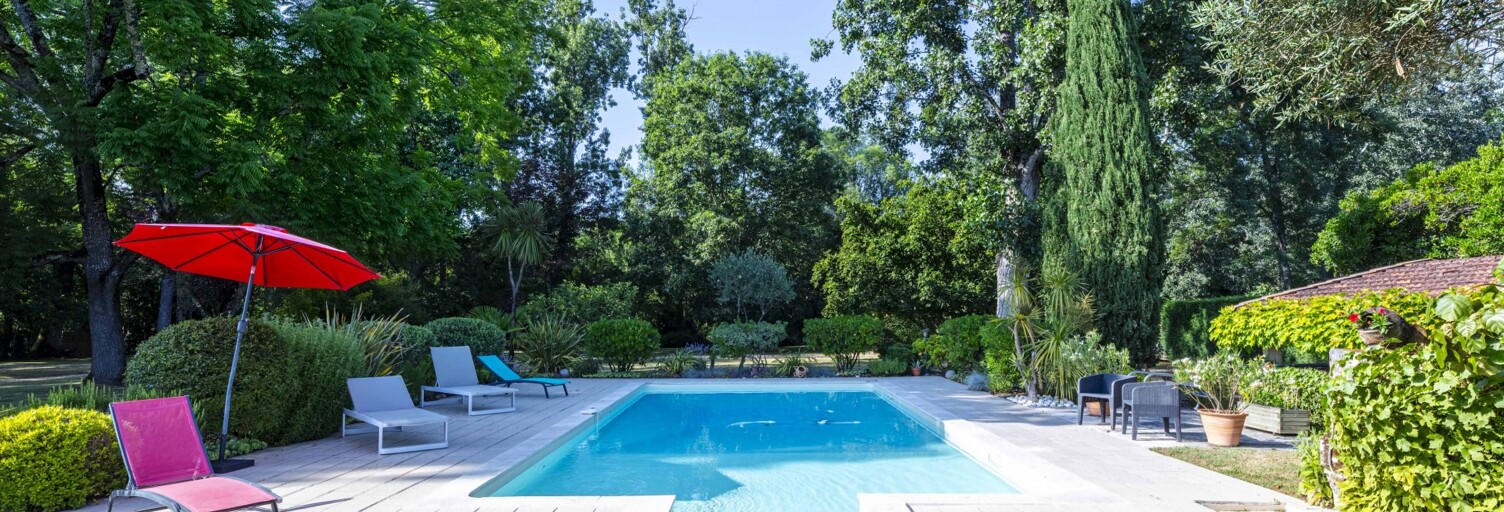 Maison 8 Pièces 250 m² à vendre à Izon (33450)