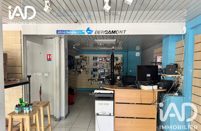 Vente Boutique/Local commercial 97 m&sup2; — photo 4