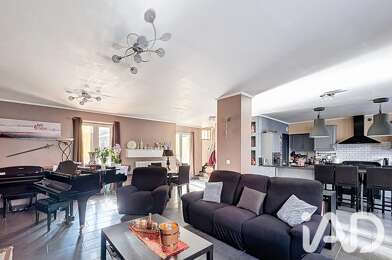 Maison 10 pièces 349900 €
