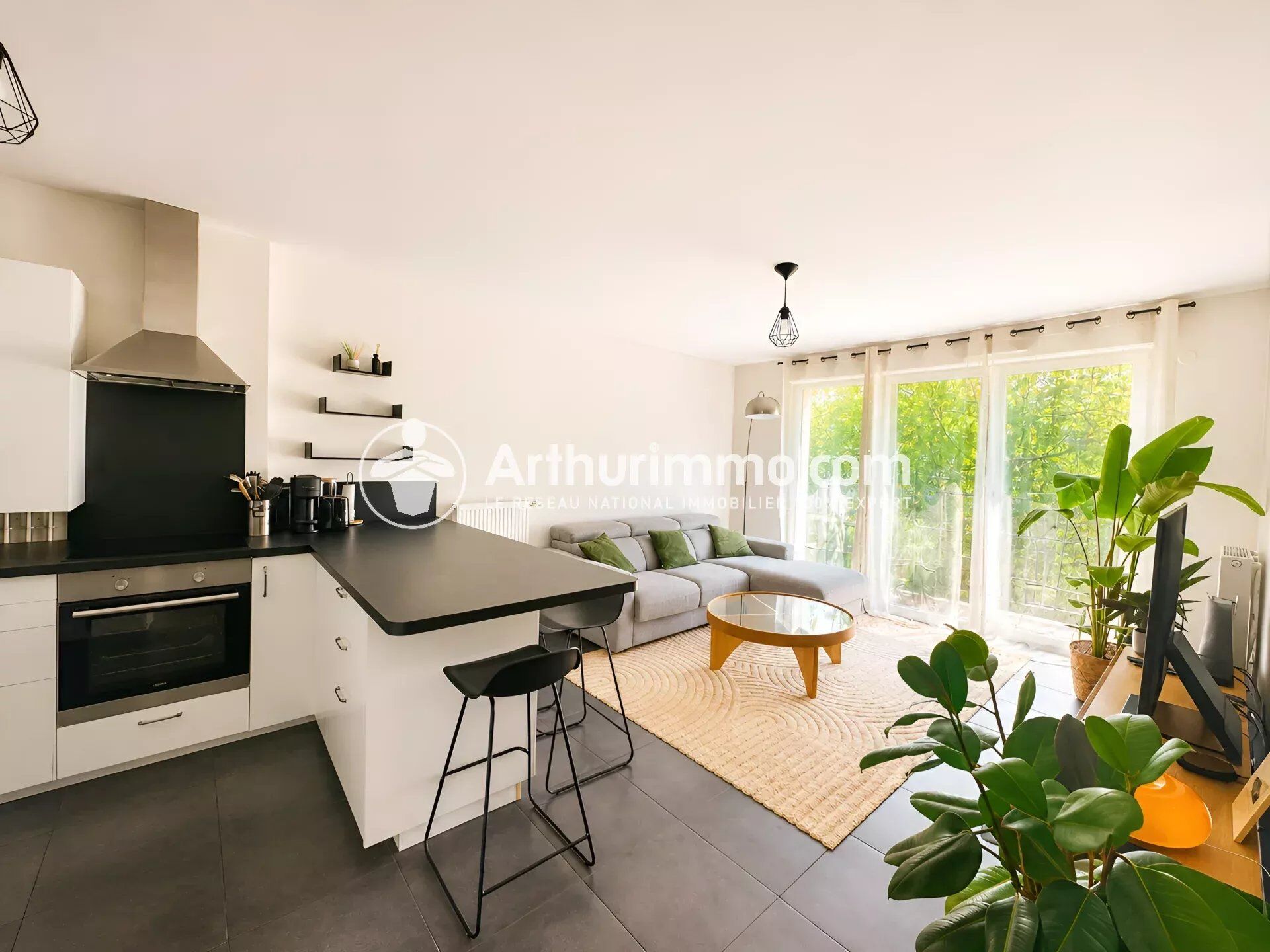 Appartement 2 pièces 47 m² · à Saint-Pierre-du-Perray · 47 m² · 920 €