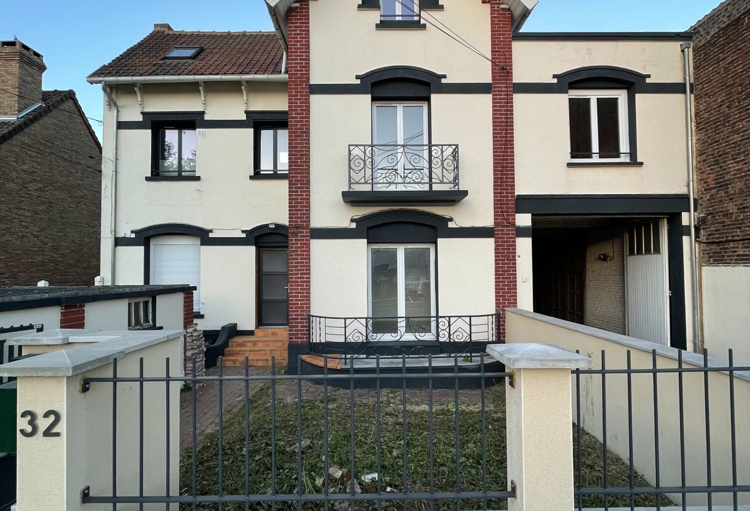 Vente Immeuble 214 m&sup2; — photo 1