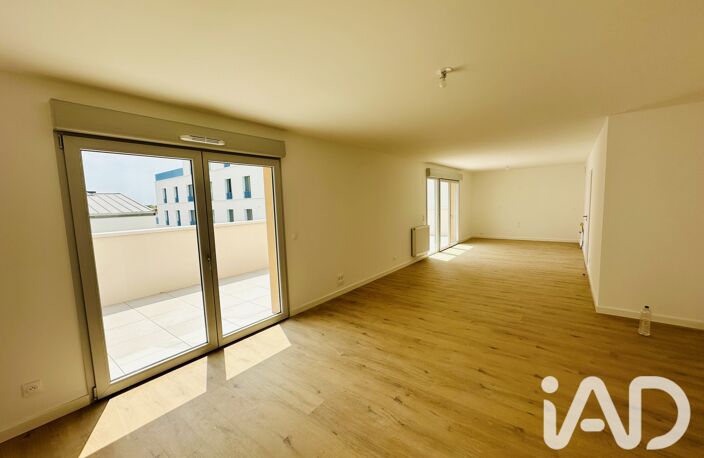 Vente Appartement 5 pièces — photo 2