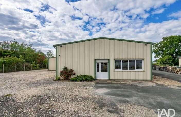 Vente Hangar 345 m&sup2; — photo 2