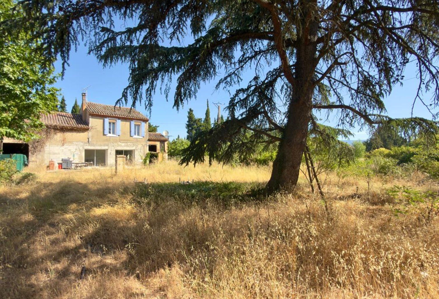 Mas avec dépendances sur grand terrain — photo 1