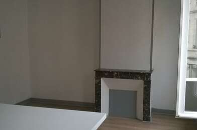 Appartement 3 pièces 990 €