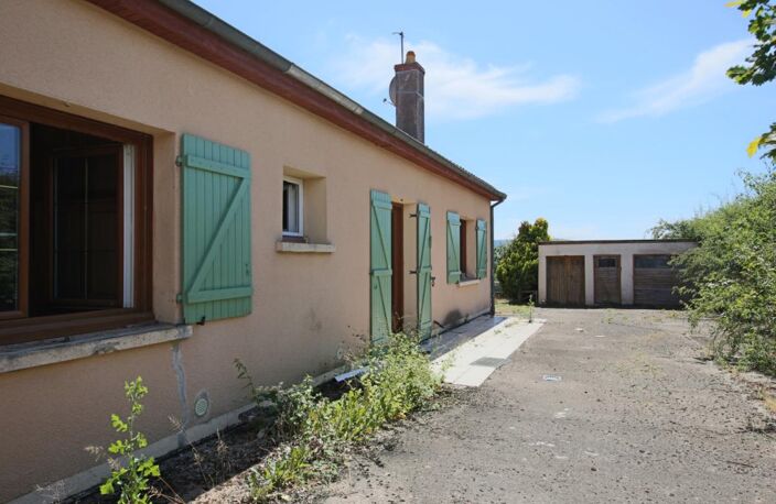 Maison de plain-pied avec dépendances sur 1 283 m² de terrain — photo 5