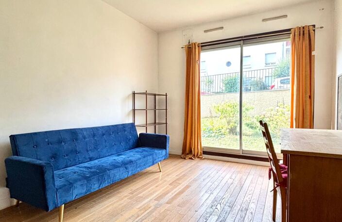 Exclusif : joli studio résidence standing avec PISCINE privée — photo 2
