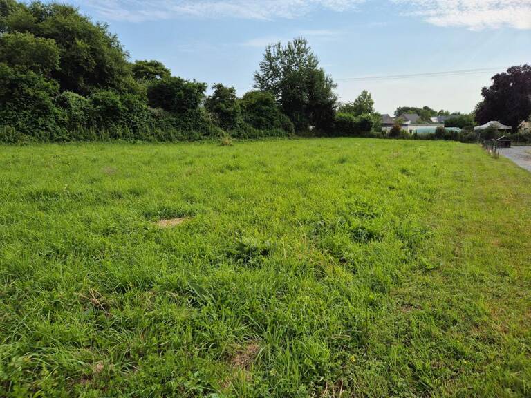 Terrain À Vendre — photo 1