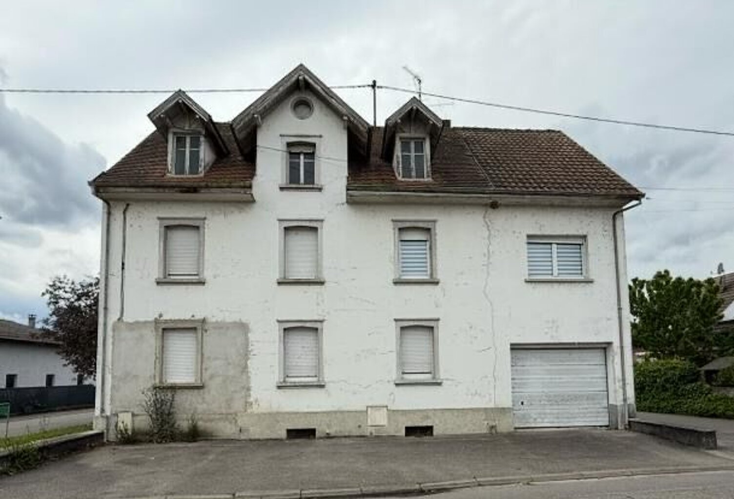 Vente immeuble  250 m² Village-Neuf (68128) — photo 1