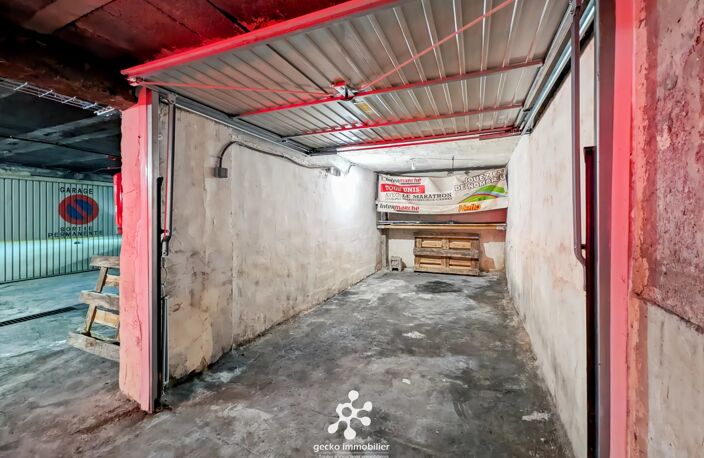 NICE - PASTEUR/ACROPOLIS - Garage fermé — photo 2