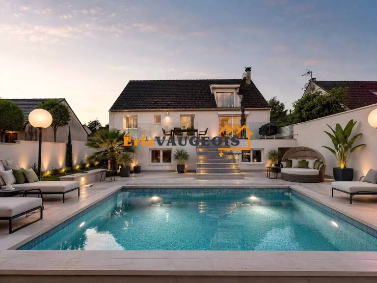 Maison 175m² Terrain 672m² Piscine Coulommiers — photo 1