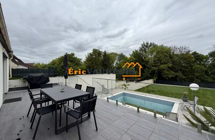 Maison 175m² Terrain 672m² Piscine Coulommiers — photo 3