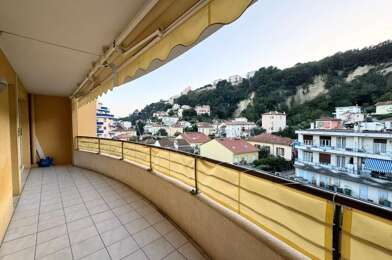 Appartement 3 pièces 1271 €