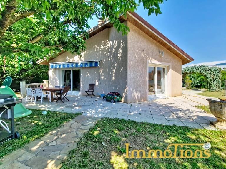 Villa avec piscine — photo 1