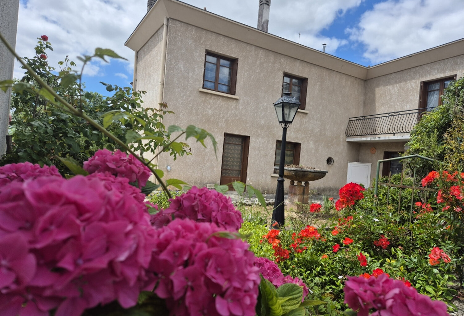 Dans un village proche de Virazeil — photo 1