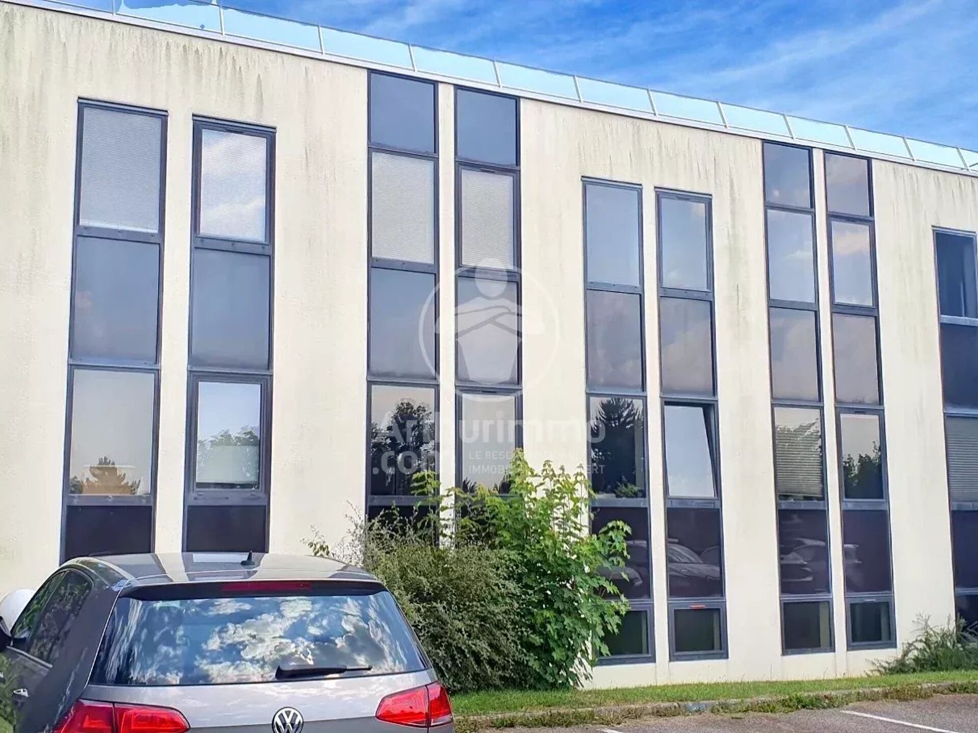 Local commercial 5 pièces 90 m² · à Mont-Saint-Aignan · 90 m² · 1 283 €