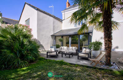 Elégante maison familiale avec jardin intimiste — photo du bien