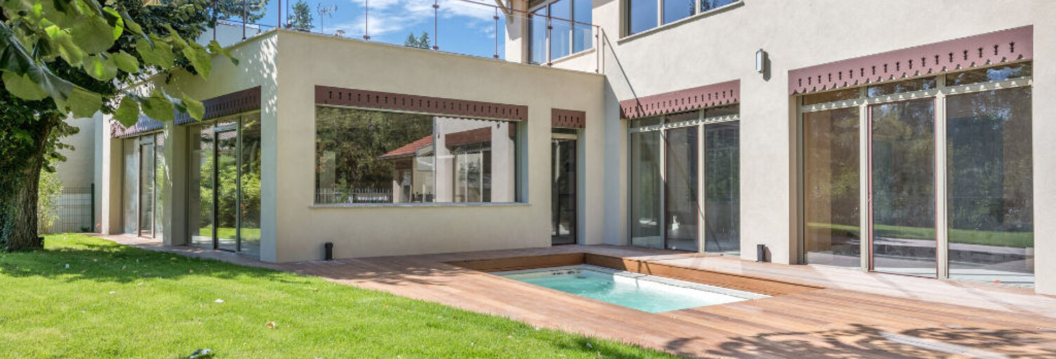 Maison 6 Pièces 230 m² à vendre à Saint-Genis-Laval (69230)