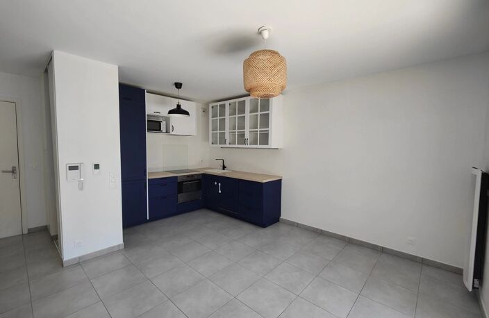 2 PIECES REZ DE JARDIN GARAGE — photo 4