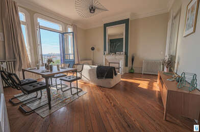 Appartement 3 pièces 1300 €