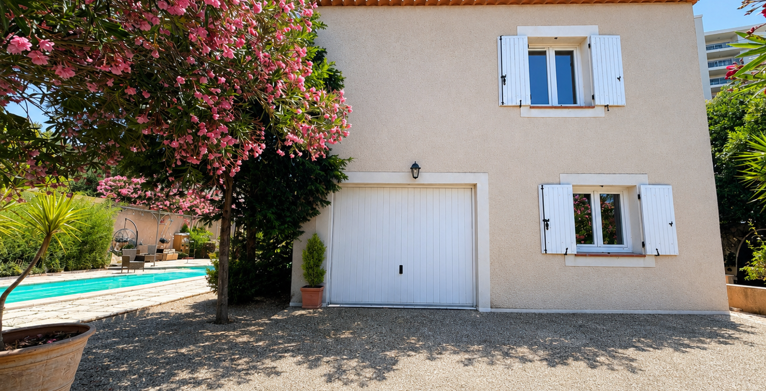 RARE À LA VENTE SUR LE SECTEUR MARTIGUES JONQUIÈRES   MAISON — photo 1