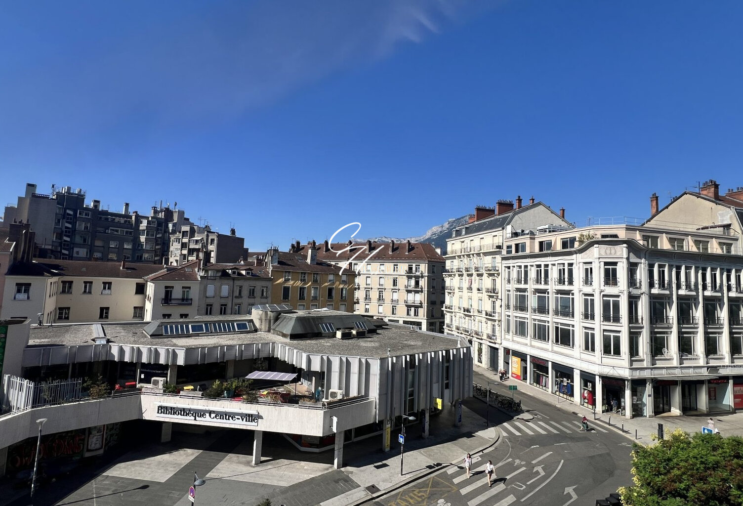 GRENOBLE T2 de 68m² — photo 1