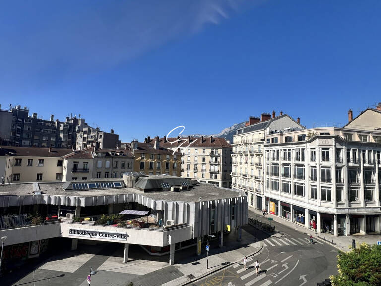 GRENOBLE T2 de 68m² — photo 1